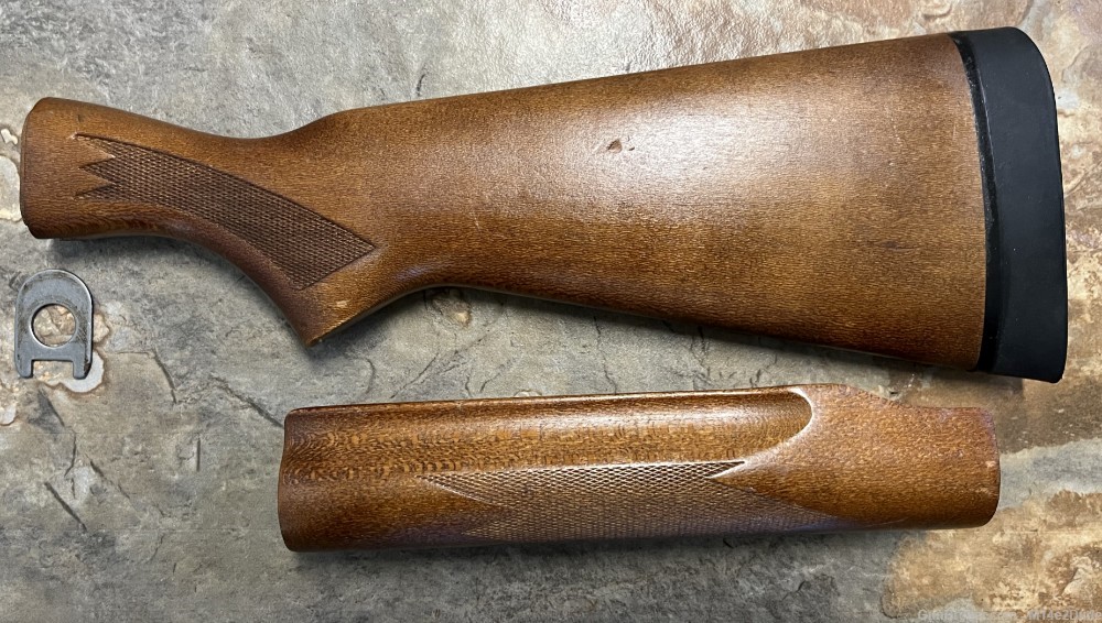 Remington 870 Express Magnum Wood Stock and Forearm set 12ga with shim